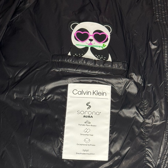 Calvin Klein plus size puffer jacket - Picture 6 of 9